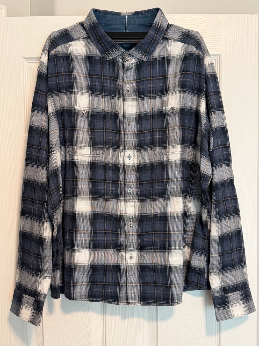 Kuhl Men's Navy and White Plaid Button-Down Shirt